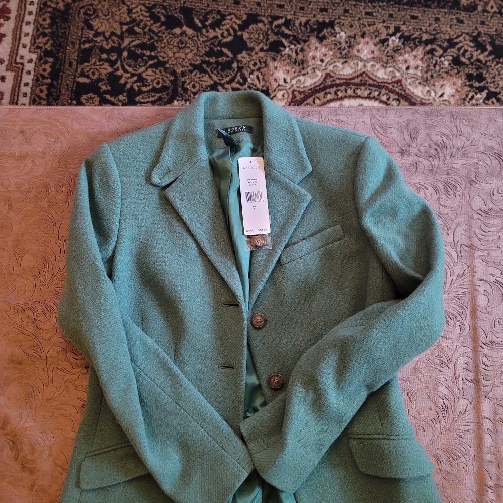 Jacket - Picture 6 of 6